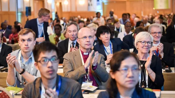 10 May 2017, Windhoek, Namibia: Delegates respond to the opening session of the Twelfth Assembly of the Lutheran World Federation. Photo: LWF/Albin Hillert 10 May 2017, Windhoek, Namibia: Delegates respond to the opening session of the Twelfth Assembly of the Lutheran World Federation. Photo: LWF/Albin Hillert